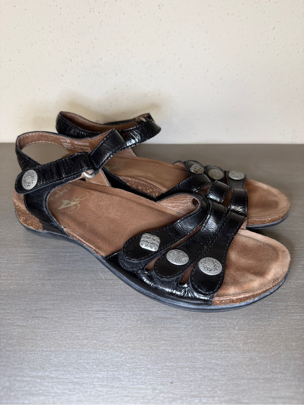Dansko Jess Black Leather Strappy Slingback Studded Sandals Womens EU 38  US 7.5
